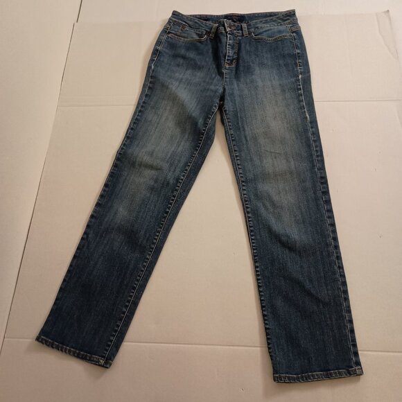 2 Pairs Talbots Classic Heritage Medium Wash Straight Leg Jeans Women’s Size 6 - Picture 5 of 16